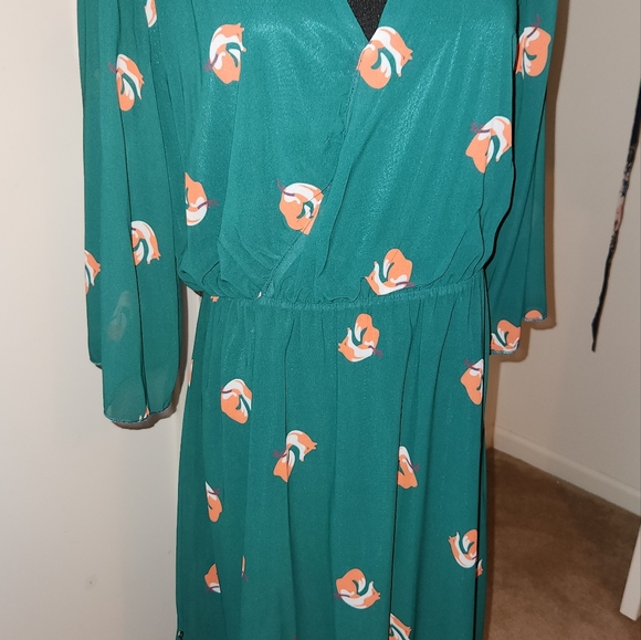 PRETTY DRESS !! - Picture 6 of 6